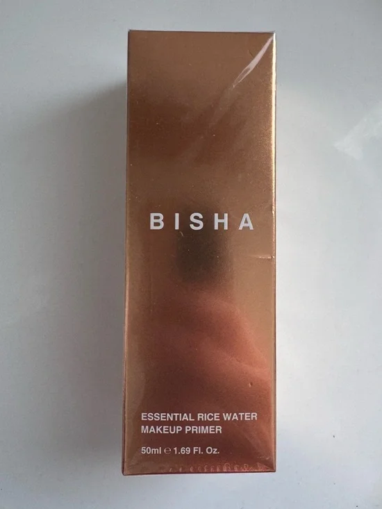 BISHA- Essential Rice Water
Makeup Primer - Picture 3 of 4
